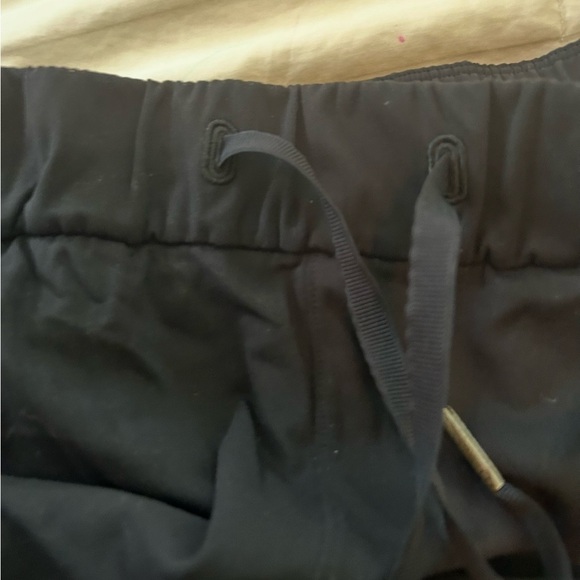Lululemon athletica “On the Fly” Black Pants, Full length, VGUC - Picture 7 of 9